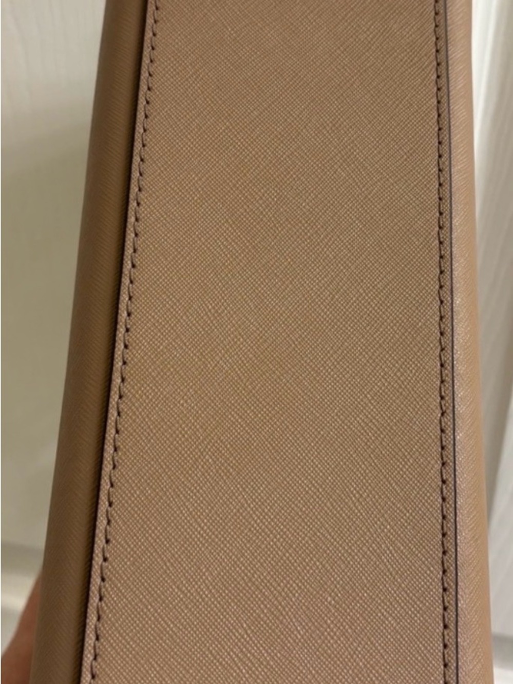 Michael Kors Selma Large Saffiano Leather Crossbody Taupe -NWT & Dust Bag - Picture 3 of 8